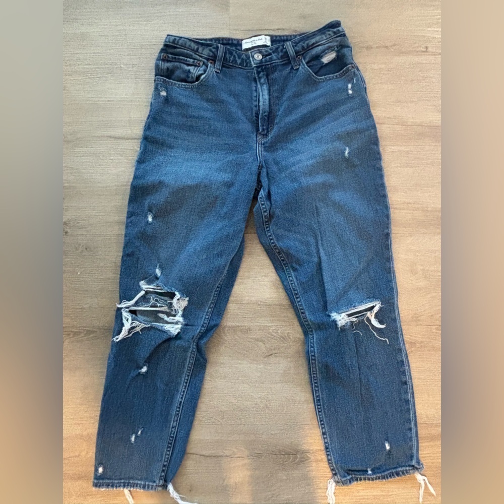 Abercrombie & Fitch Ankle High Rise Ripped Mom Jeans